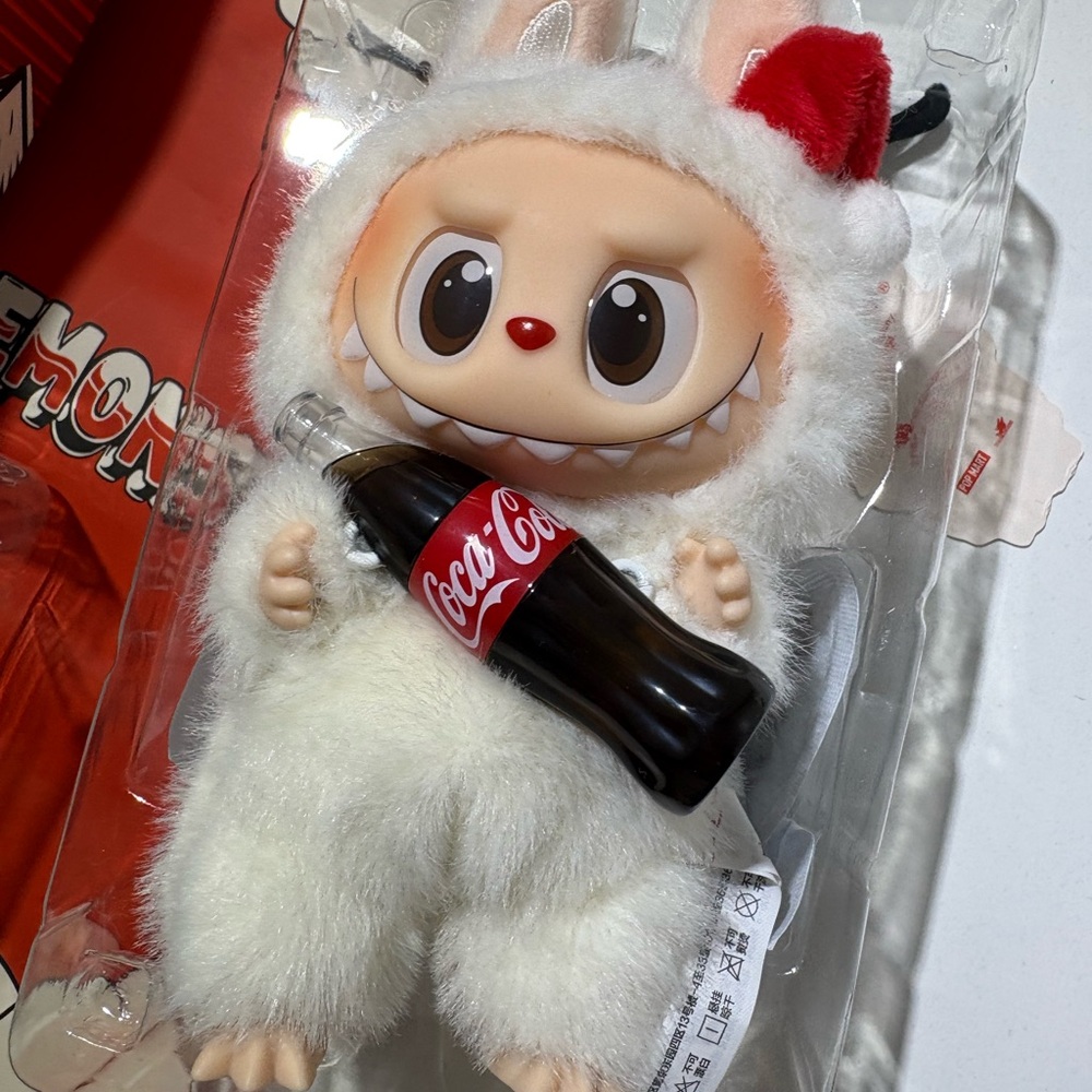 Authentic Labubu Coca-Cola - Picture 5 of 16